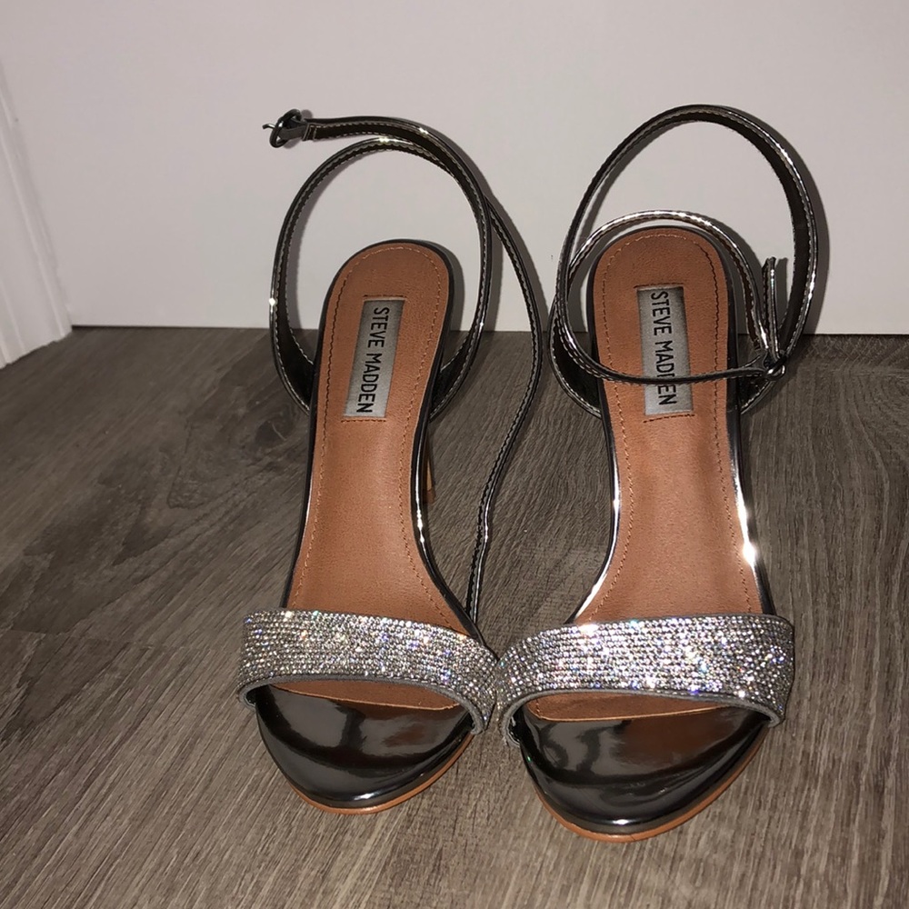 Steve Madden Ankle strap heels